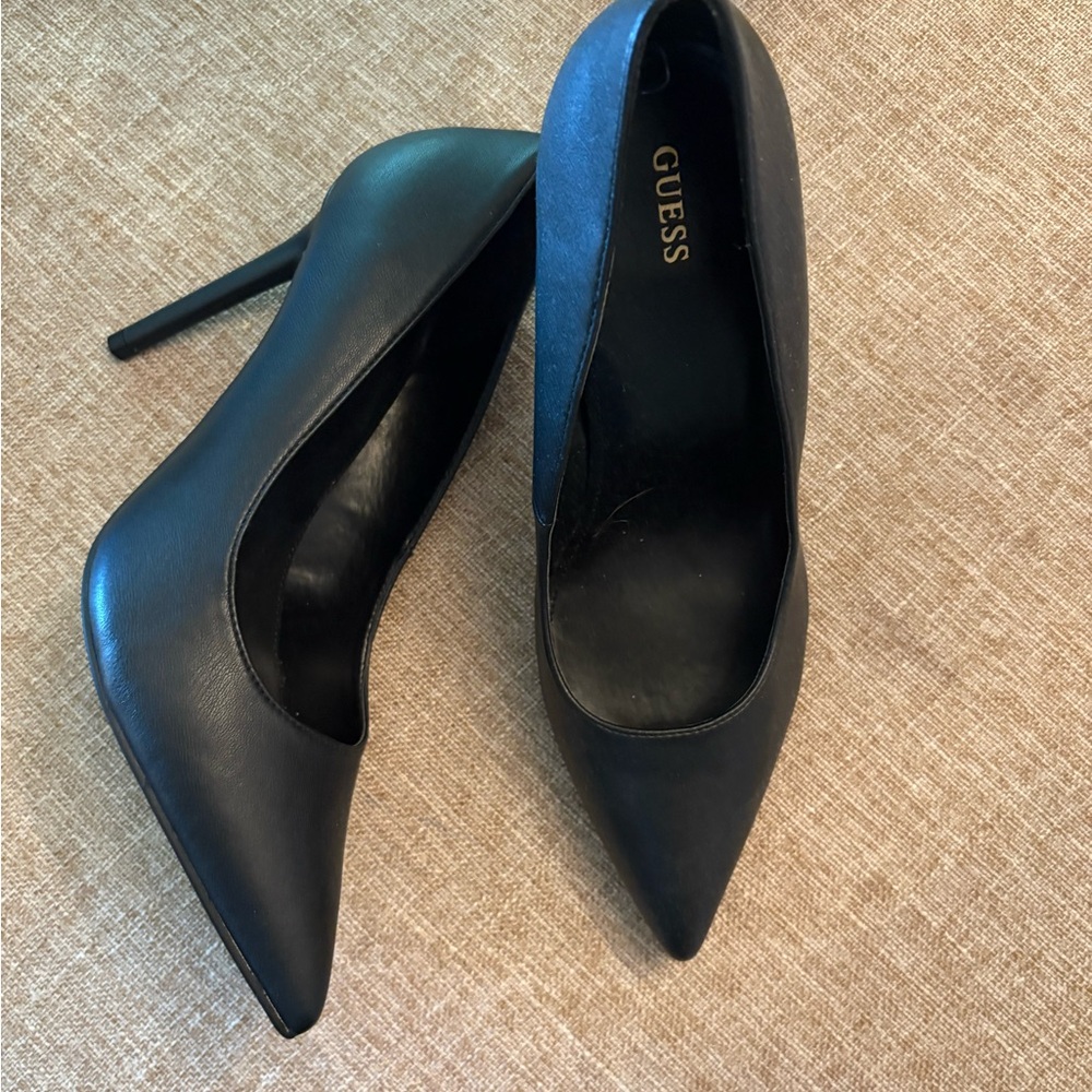 GUESS Women's Black Stiletto Heels